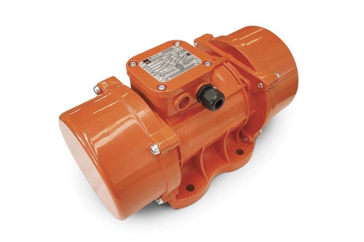 Вибратор площадочный MVE 500/3N-40A0 (MVE 500/3) 3 PH/2 poles/3000 RPM/220-240/380-415V/50Hz